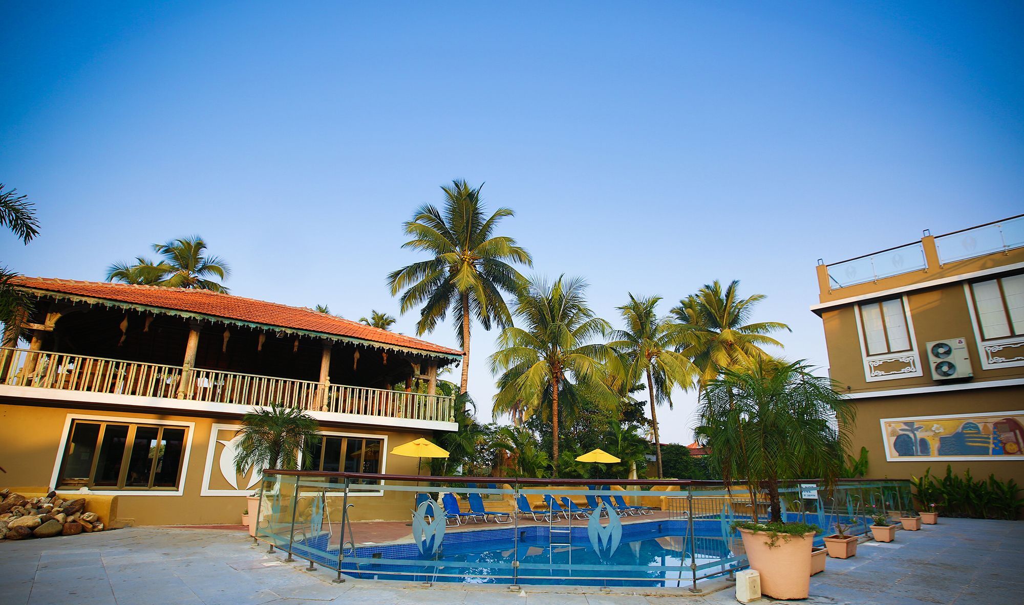 Hotel Club Mahindra Acacia Palms Colva Exterior foto